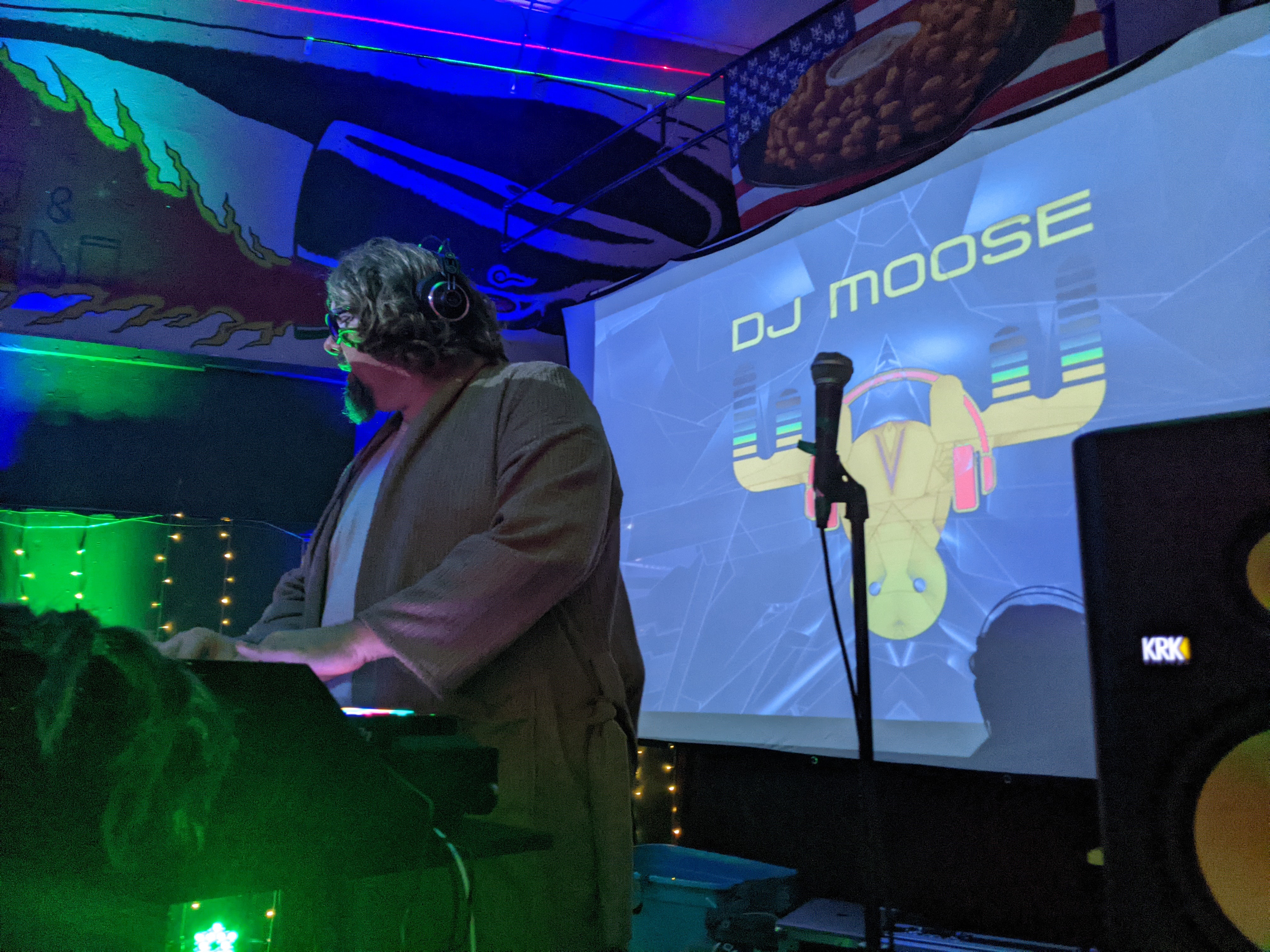 Live DJ Set